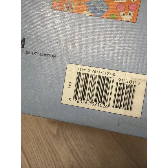 Kathy Ross Crafts Letter Sounds Hardcover Childrens Book Illustrated By Jan Barg - Picture 3 of 4